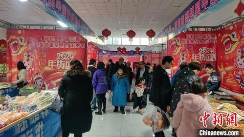 新疆阿勒泰地区 春节前后保供货品物价稳定 满足市场需求